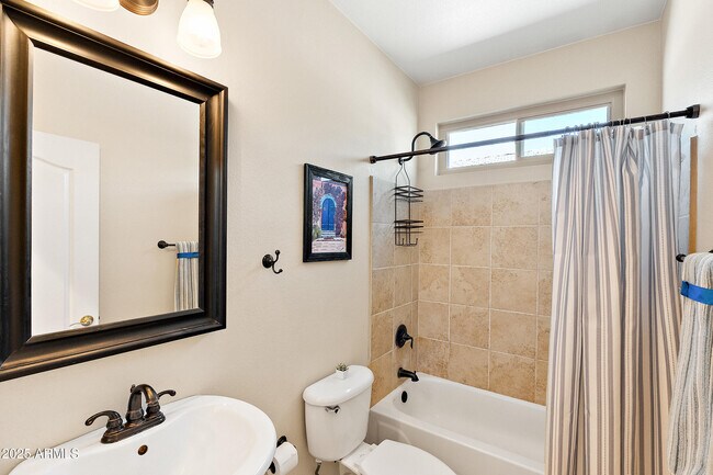 Building Photo - 1819 W Deer Creek Rd