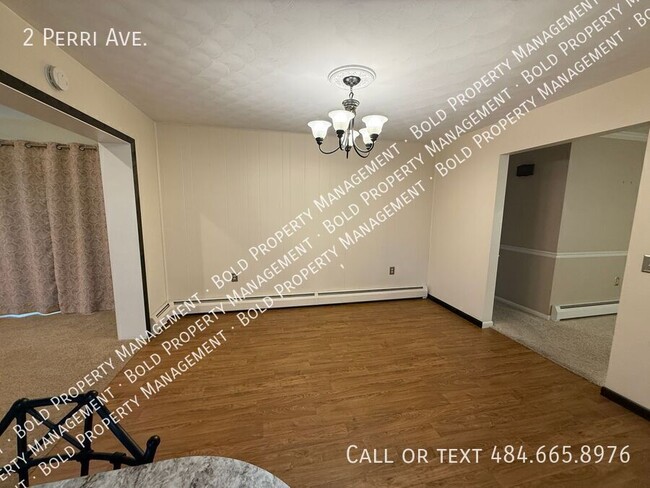 Building Photo - 2 Perri Ave