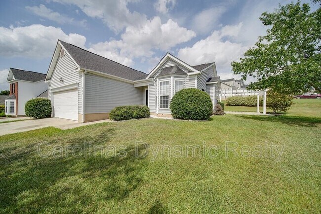 Building Photo - 120 Lantana Dr