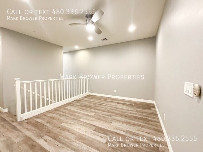 Building Photo - 7472 E Paraiso Dr