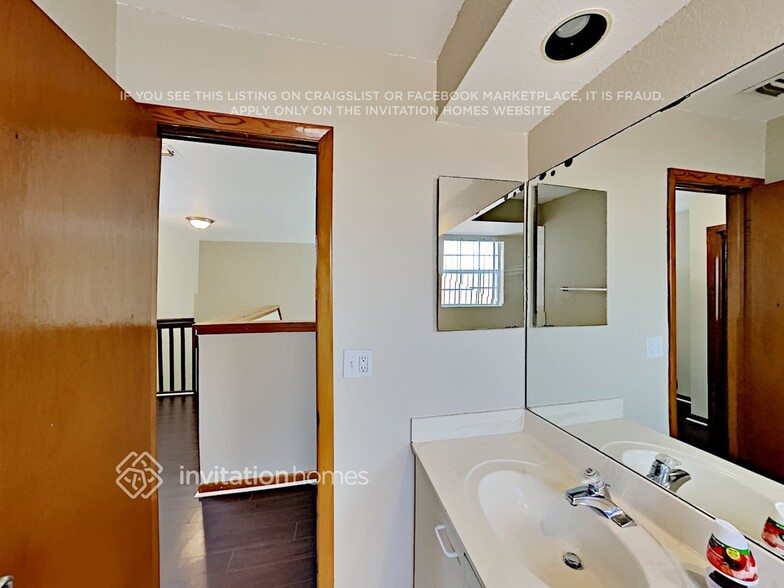 Building Photo - 5080 NW 56th St