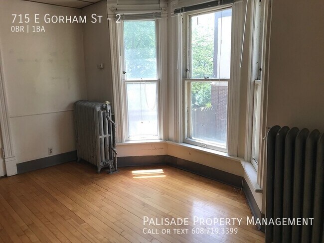 Building Photo - 715 E Gorham St