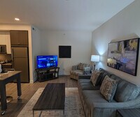 Building Photo - 1212 4th St SE