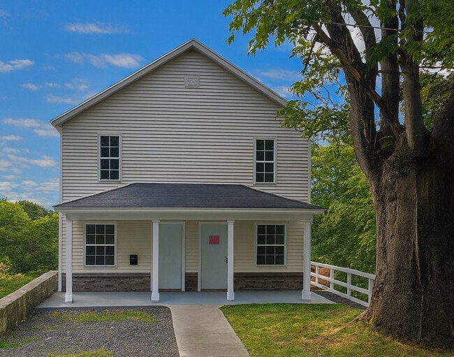 Building Photo - 20 Morgan Ln