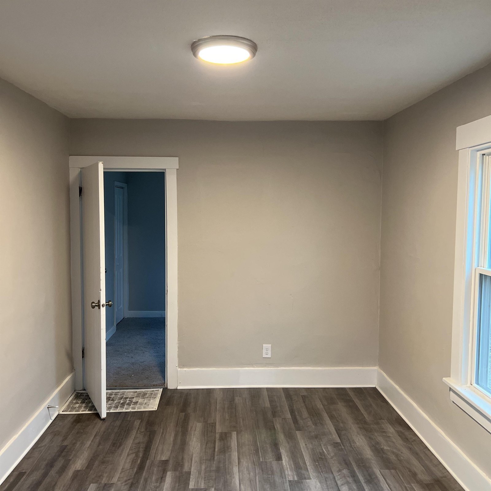 Building Photo - 1919 Widmer Ct NE