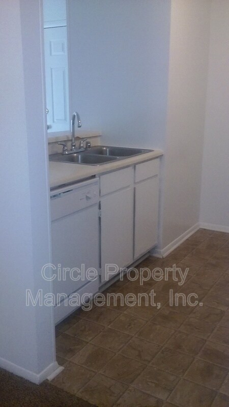 Building Photo - 4027 Hunters Ridge Dr SW