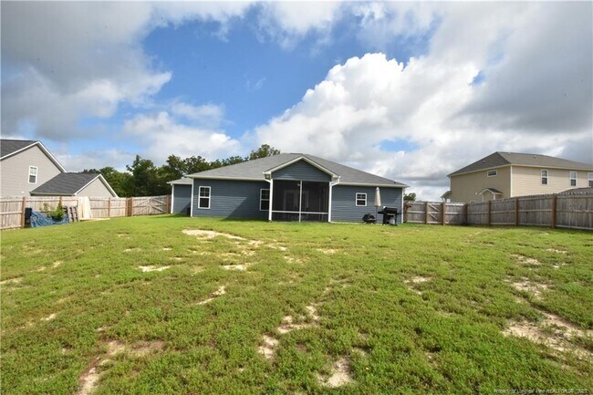 Building Photo - 222 Stock Market Dr