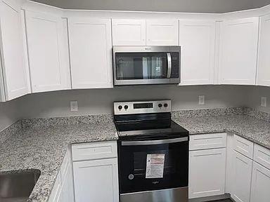 Building Photo - 1660 Meadowlark Ln