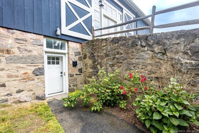 Building Photo - 55 Cider Mill Ln