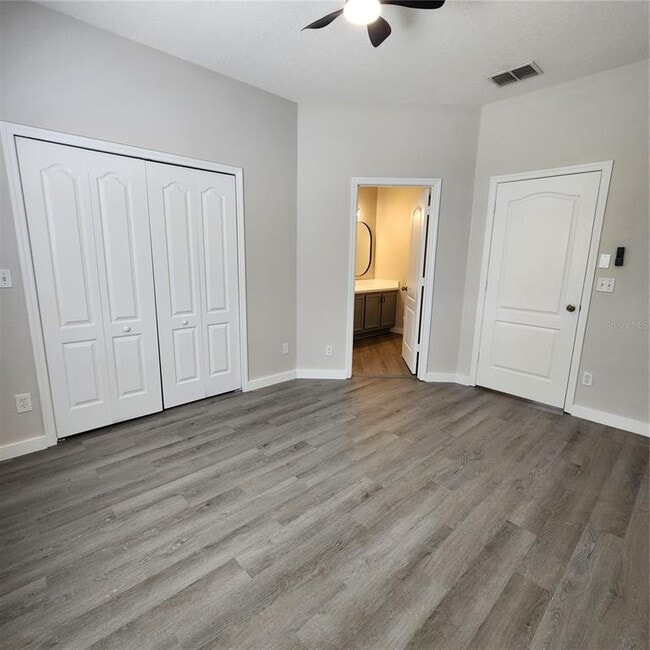 Building Photo - 10672 Savannah Wood Ct