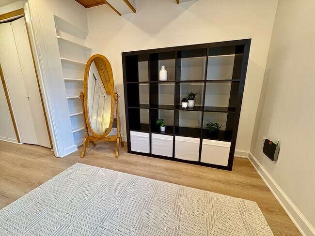 Building Photo - 21204 3rd Ave S