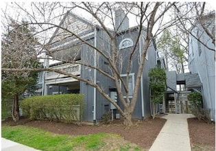 Building Photo - 35 Windbrooke Cir