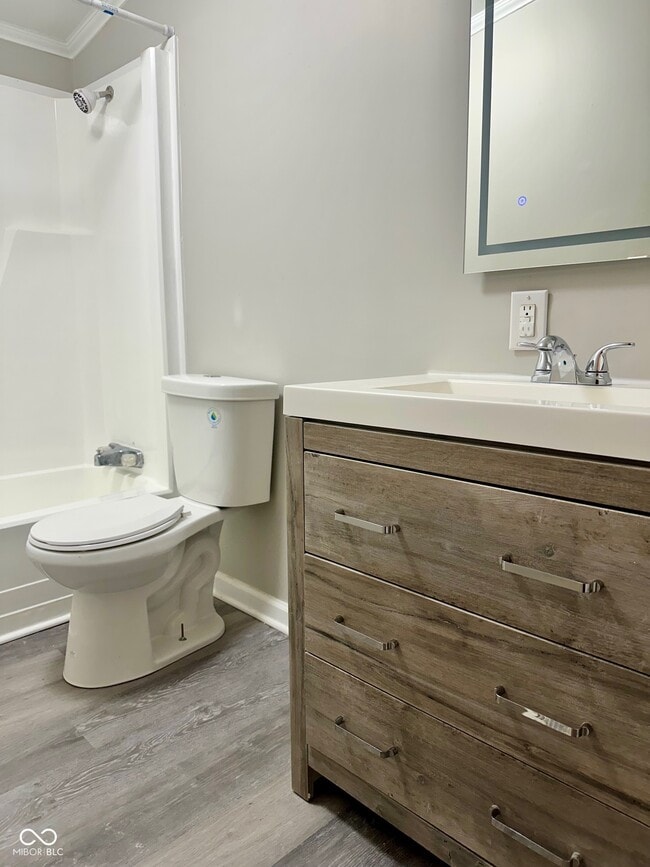 Building Photo - 3831 Ireland Dr