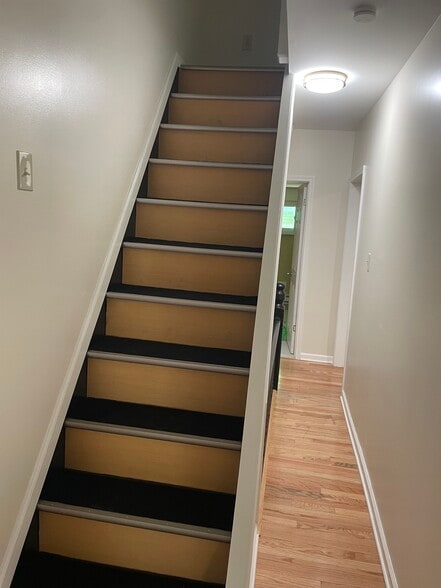Staris to 3rd Floor - 4740 Juniper St