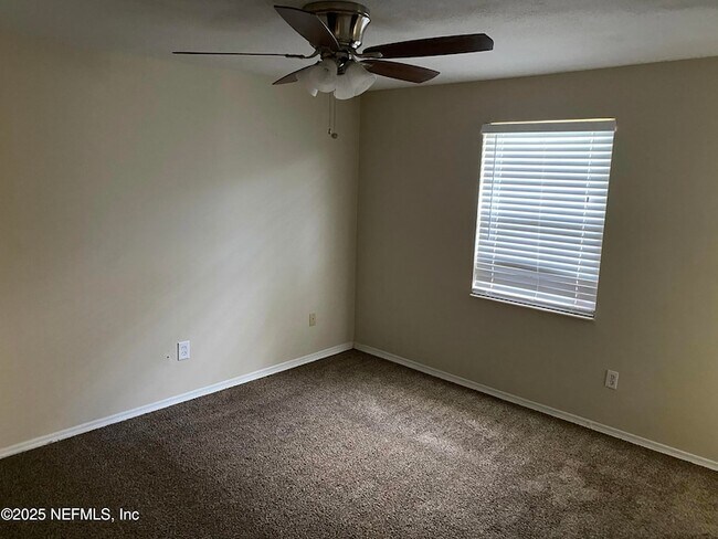 Building Photo - 1643 Rhonda Dr