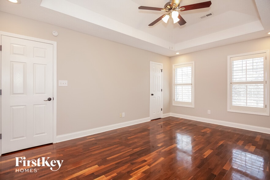 Building Photo - 120 Hunters Pointe Dr