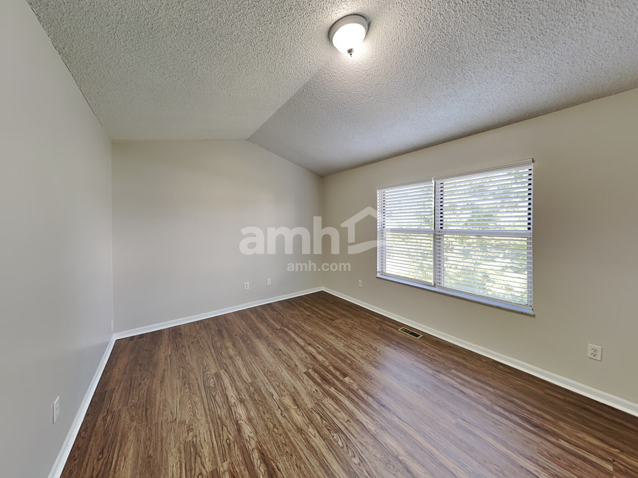 Building Photo - 3309 Stadler Dr