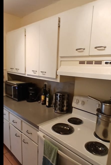 Building Photo - 6200 NE 22nd Way