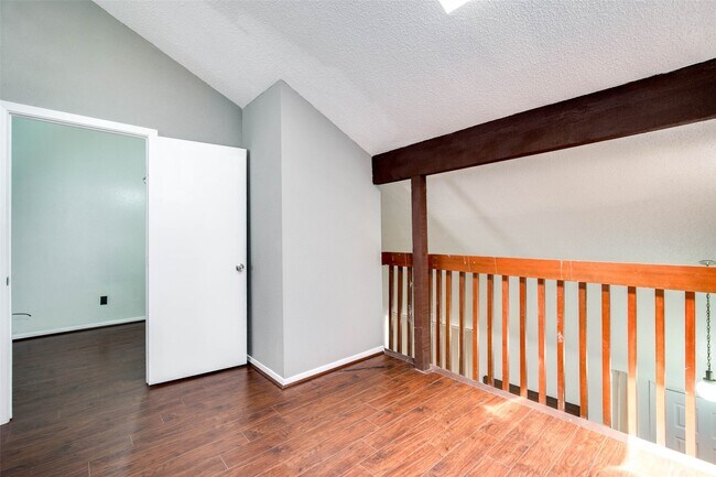 Building Photo - 7131 Brendam Ln