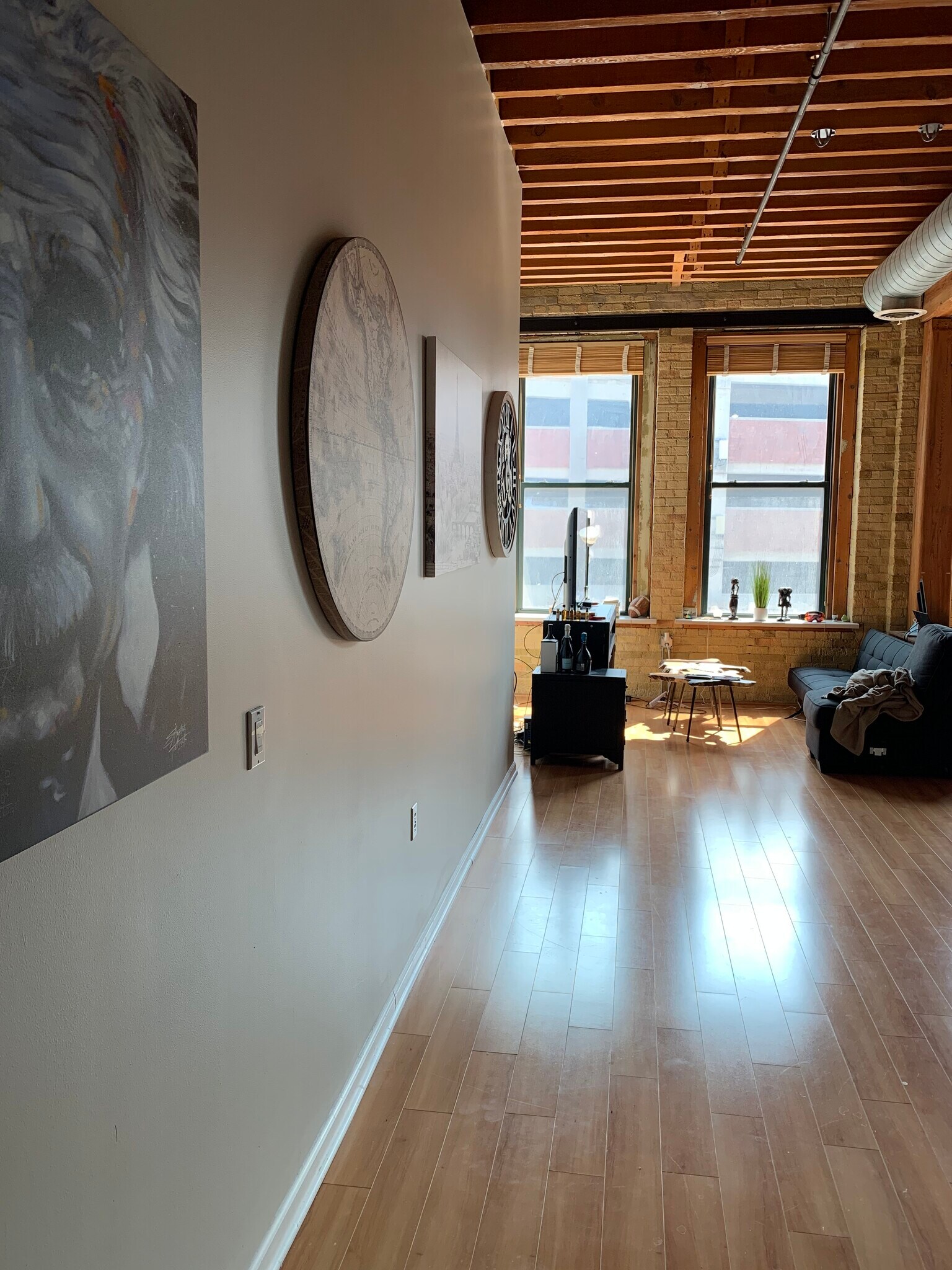 Building Photo - 141 N Water St