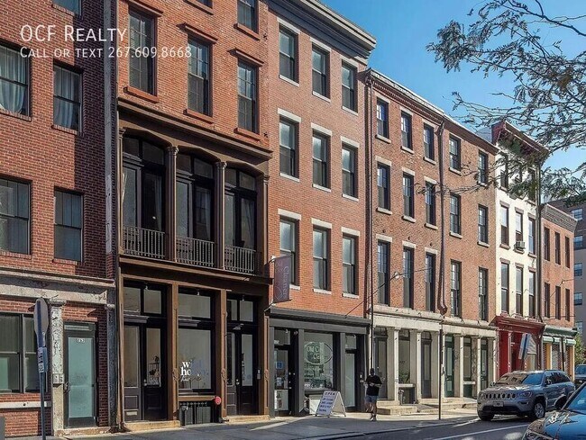 Building Photo - 261 N 3rd St