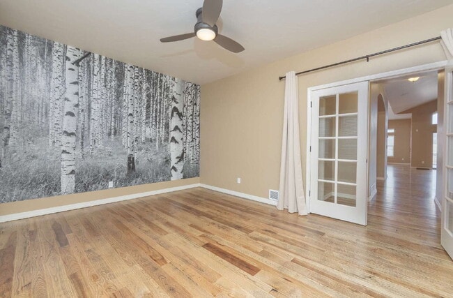 Building Photo - Stunning 3-Bed, 3-Bath Retreat with dedica...