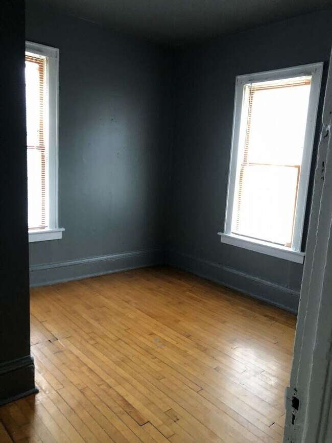 Building Photo - 1938N26thY