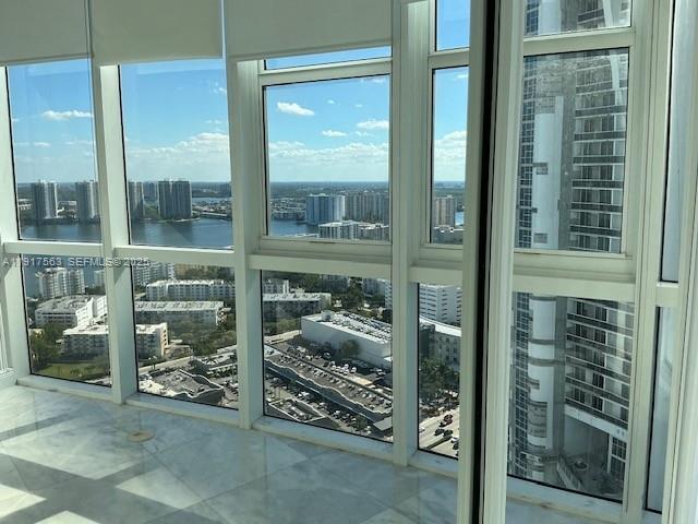 Building Photo - 18201 Collins Ave