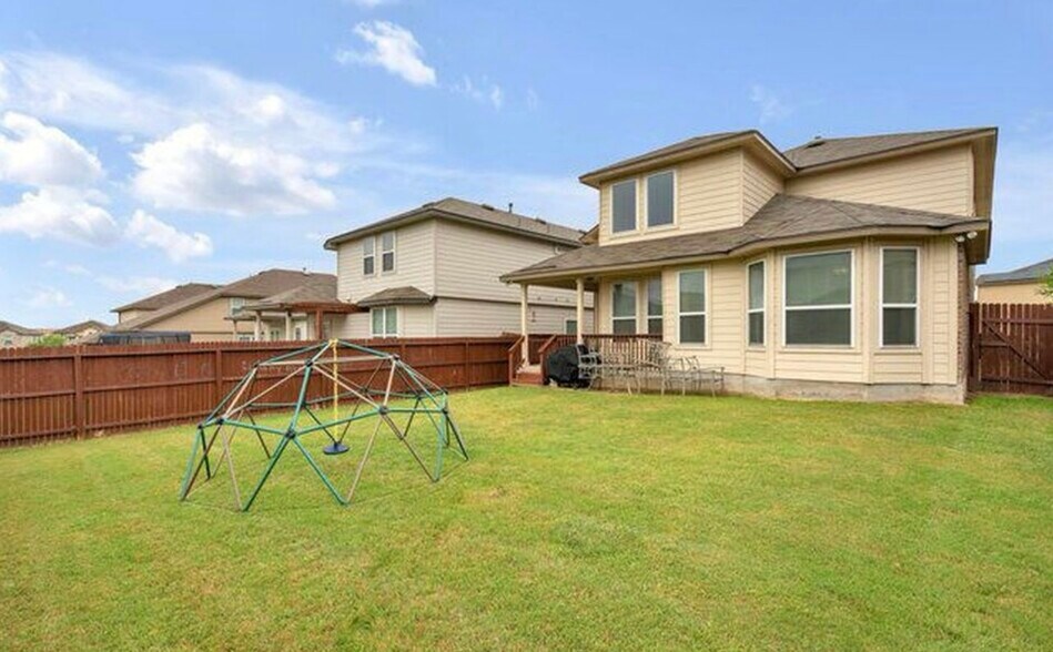 Building Photo - 630 Hollimon Pky