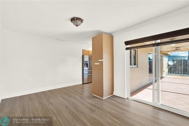 Building Photo - 9650 NW 24th St