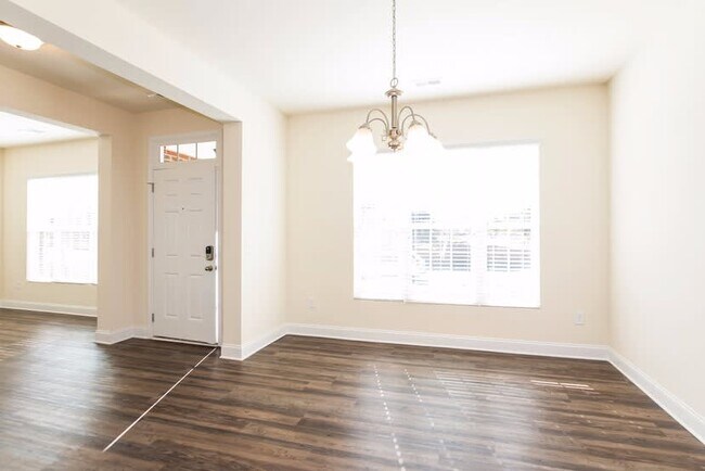 Building Photo - 4126 Cemkey Way Ct