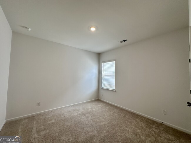 Building Photo - 113 Sunny Side Wy