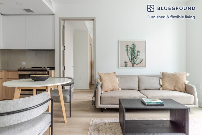 Building Photo - 240 3rd Ave