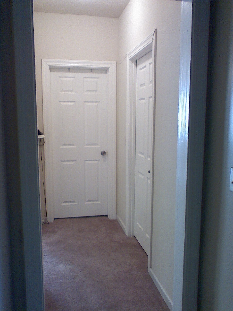 Building Photo - 638 Laine St