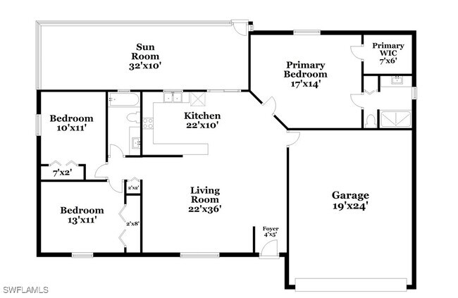 Building Photo - 820 SW 11th Ct