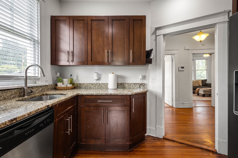 Building Photo - 2928 Hawthorne Ave