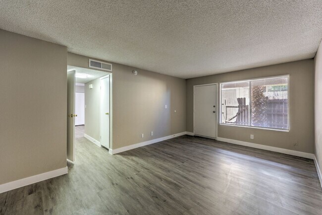 Building Photo - 2 Bedroom for Rent Las Vegas Nevada.