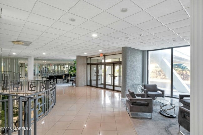 Building Photo - 1 Scenic Dr