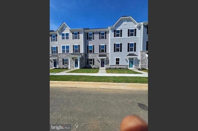 Building Photo - 4523 Briarhaven Dr