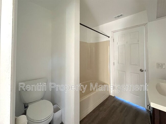 Building Photo - 10951 Ruden Rd