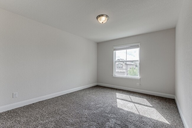 Building Photo - Alamo Ranch Rental 4 Bedroom Home