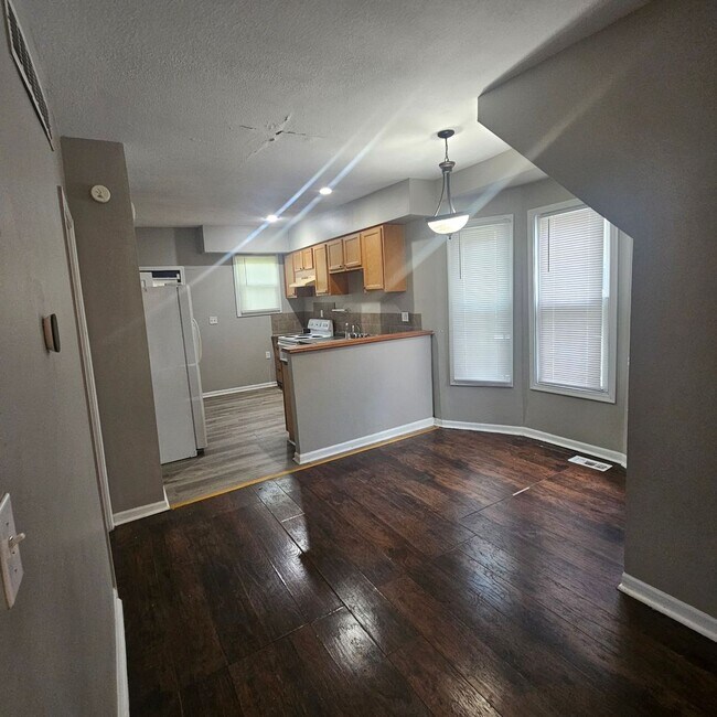 Building Photo - Coming Soon! Charming 3-Bedroom Home in Wa...