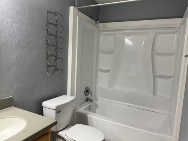 Building Photo - 2172 Heathrow Dr