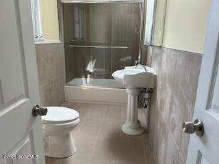 Building Photo - 15 Lockwood Pl