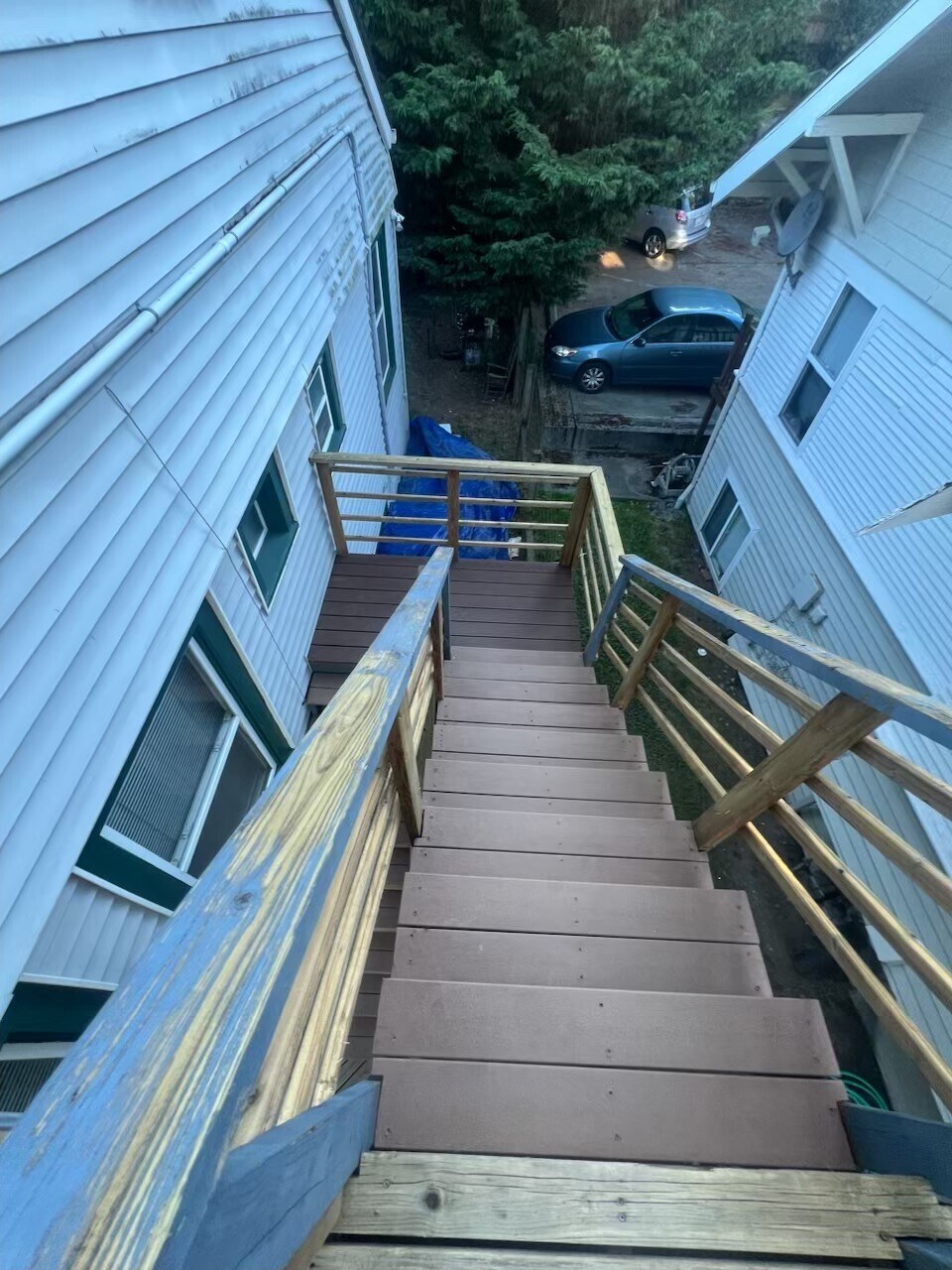 Stairs - 4721 5th Ave NE