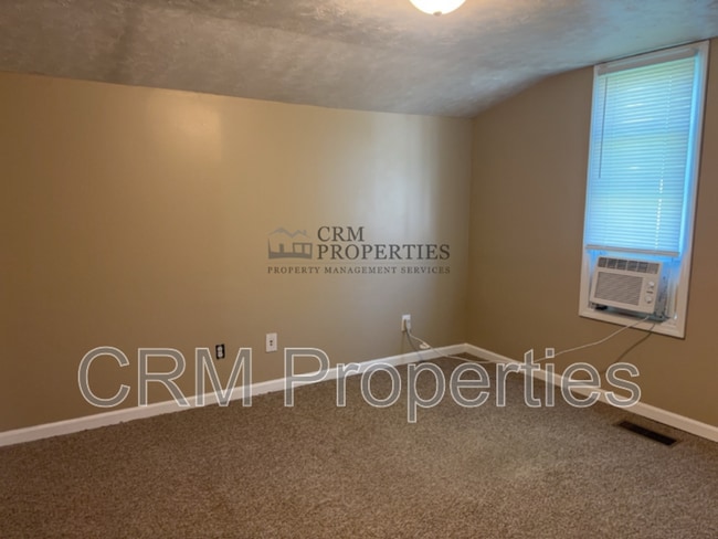 Building Photo - 1327 S Ohio St