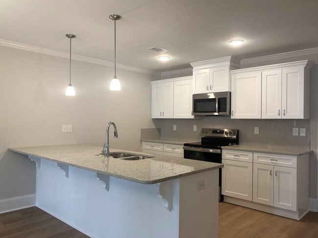 Building Photo - 8110 Bannock Cir