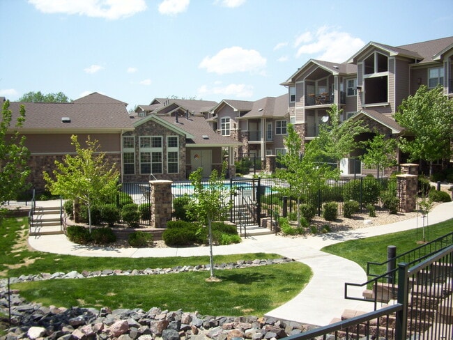 Building Photo - Beautiful Creekside at Parker Condominium!