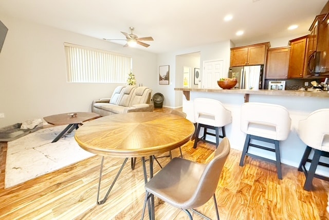 Building Photo - 275 NE Miramar Cir