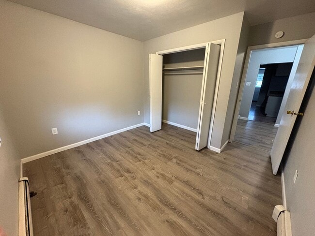 Building Photo - 62 N Bryant Ave